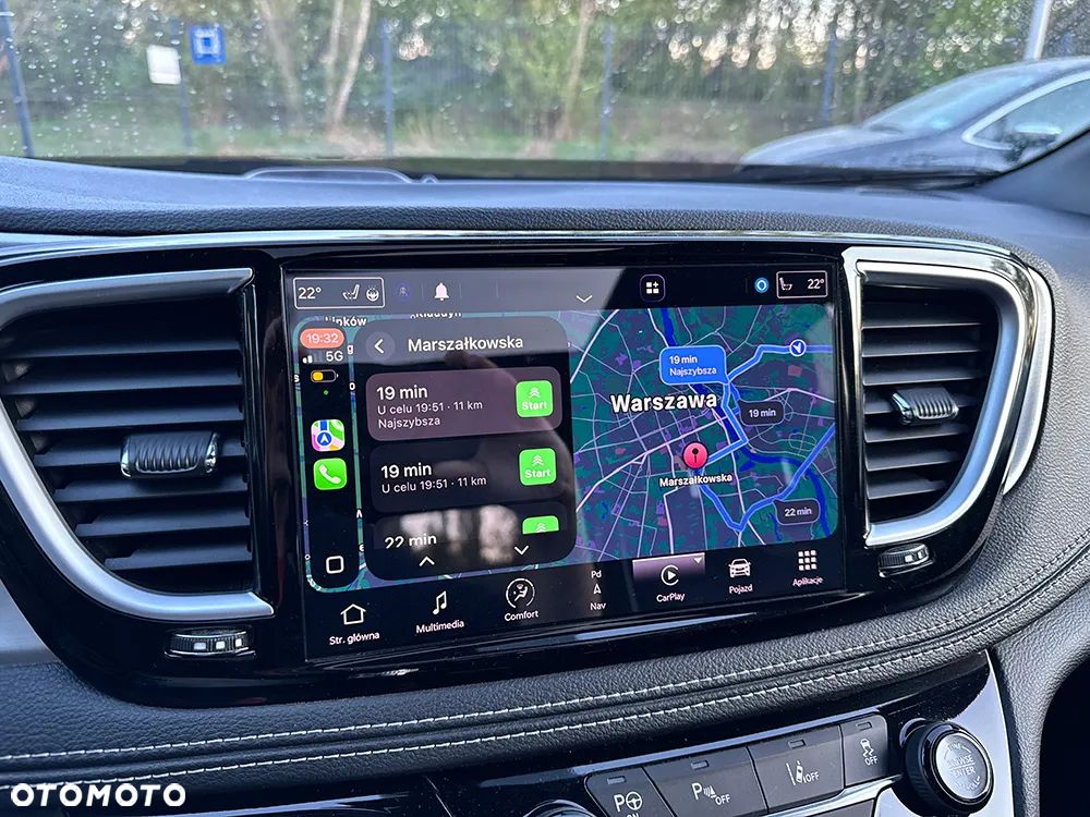 Chrysler Pacifica - 29