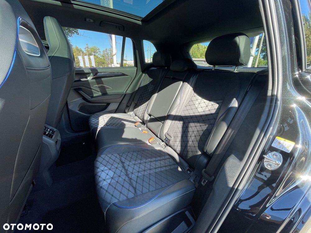 Volkswagen Tiguan - 26