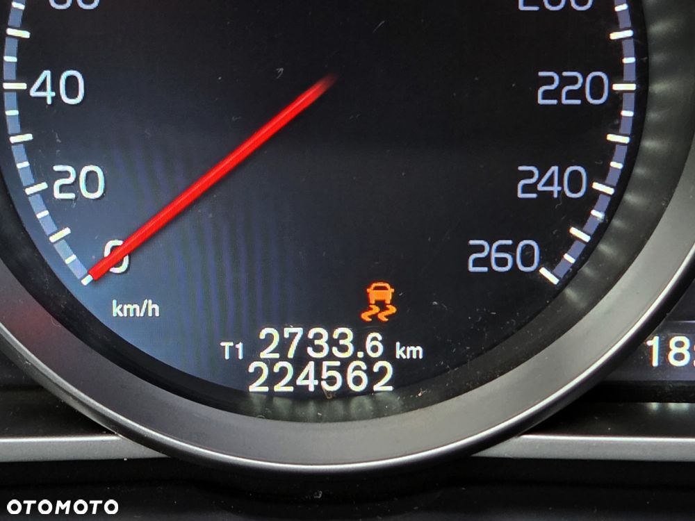 Volvo V40 D2 - 5