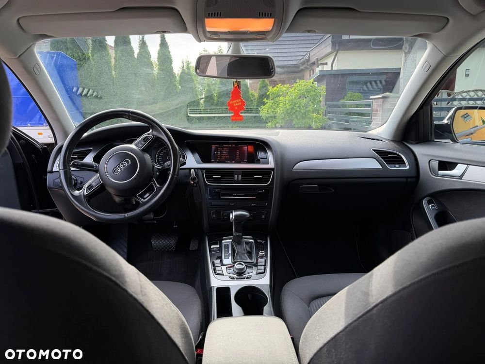 Audi A4 Avant 2.0 TDI DPF multitronic Ambiente - 10