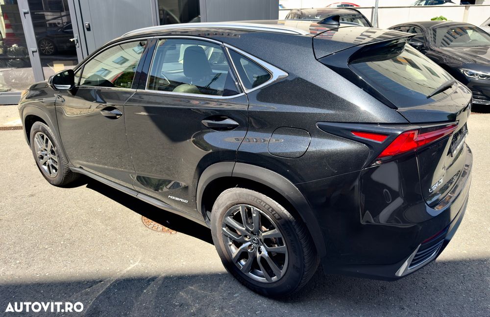 Lexus Seria NX 300h E-FOUR Business Edition - 6