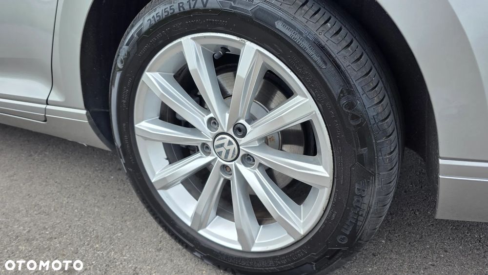 Volkswagen Passat 2.0 TDI BMT Comfortline - 13