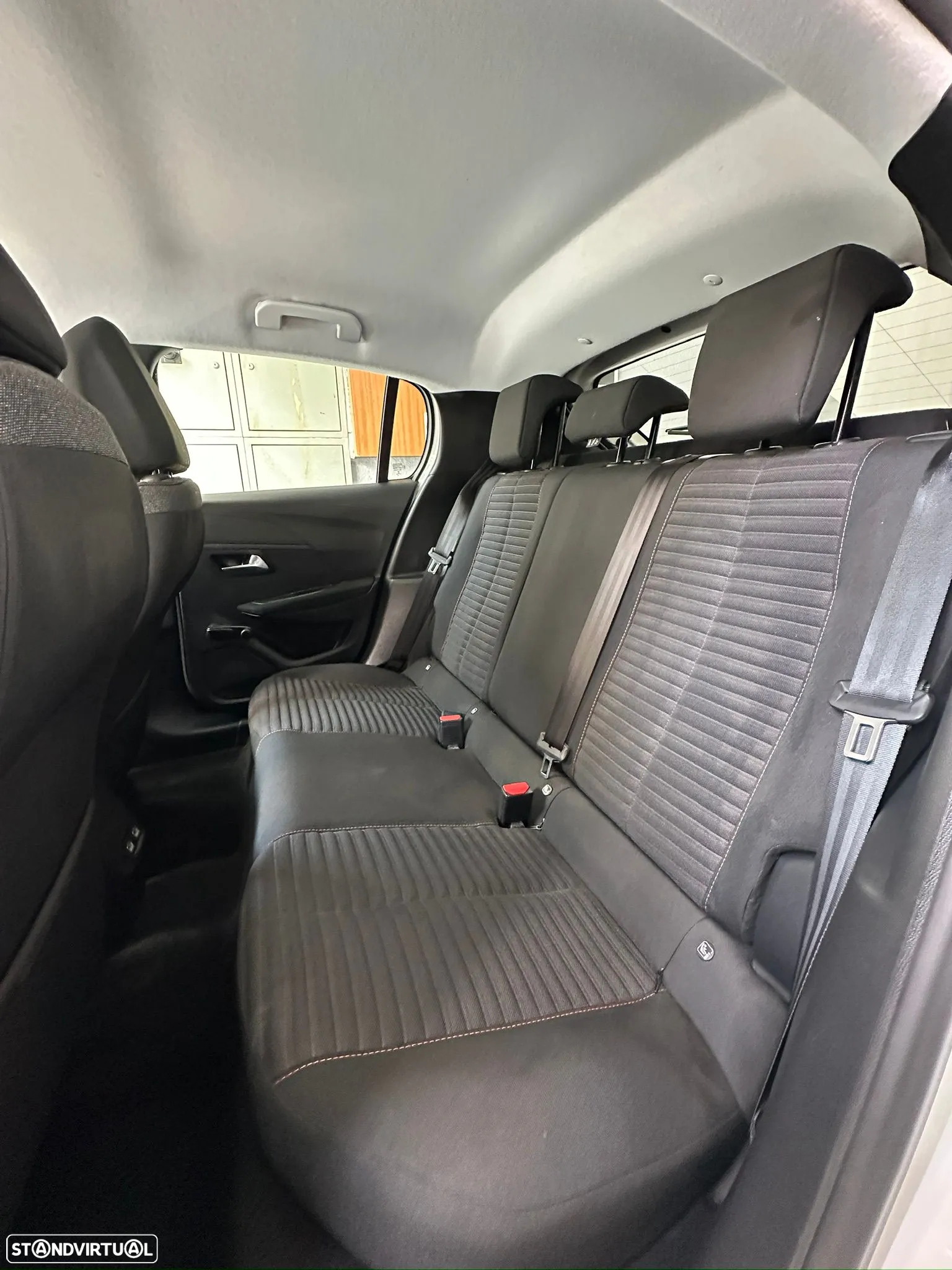 Peugeot e-208 50 kWh Active - 10