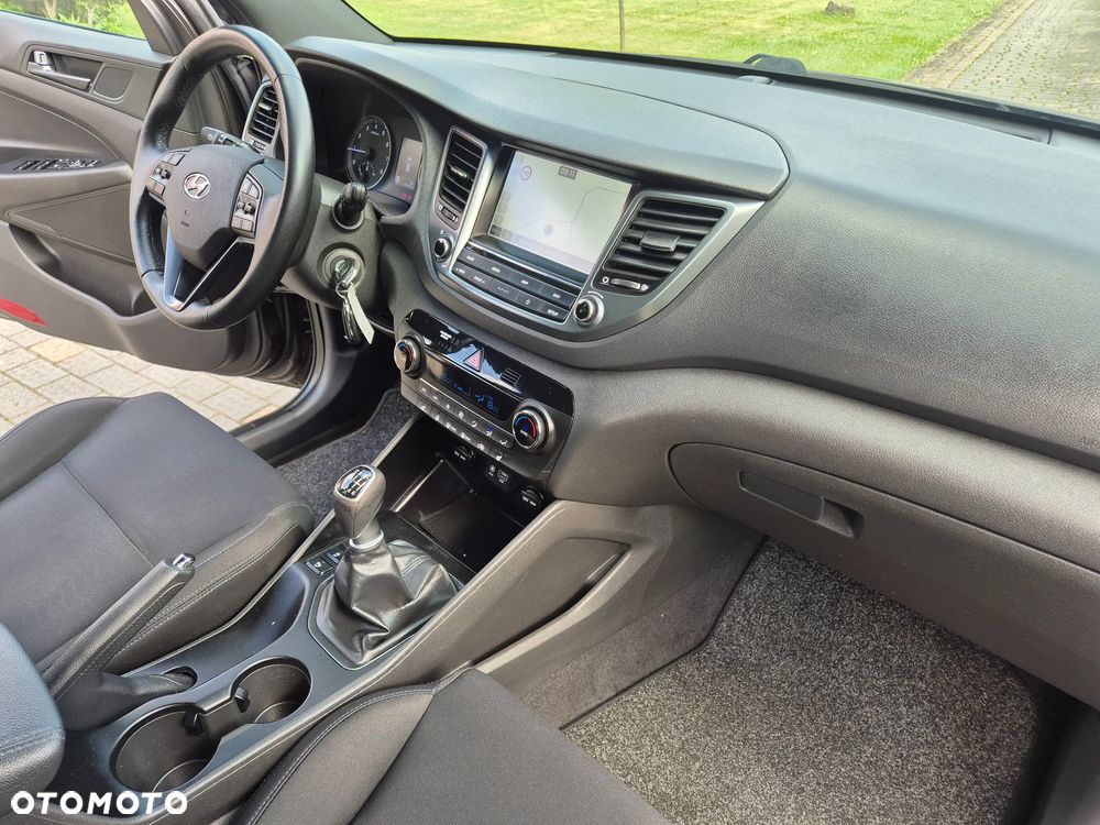 Hyundai Tucson blue 1.6 GDi 2WD Passion - 14