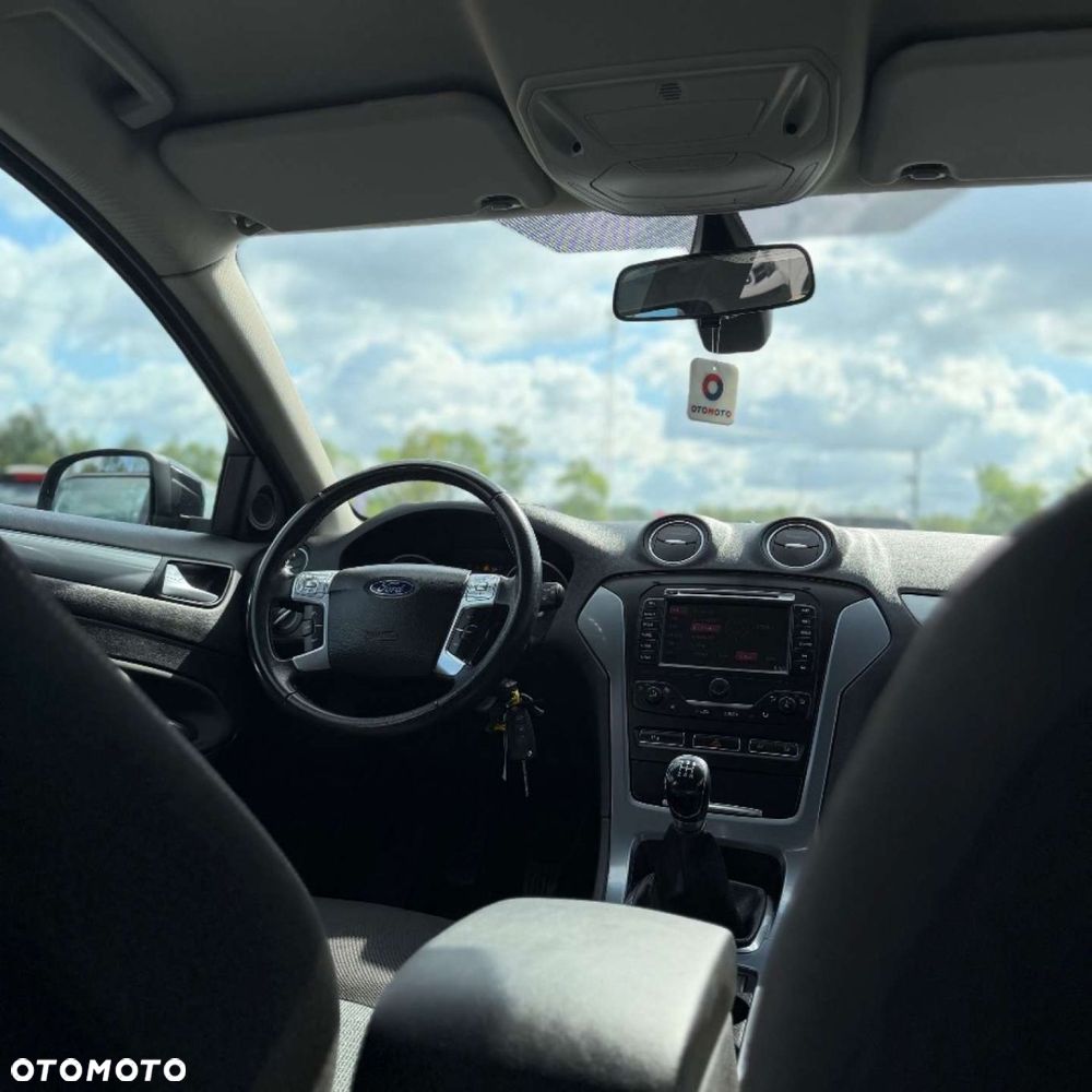 Ford Mondeo - 18