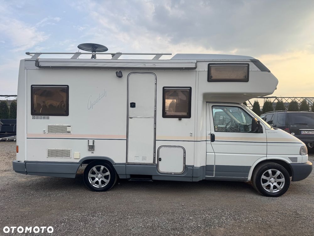 Volkswagen T4 syncro Karmann - 7