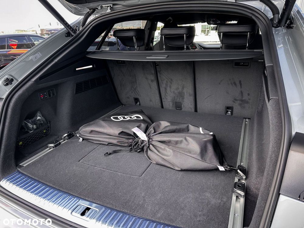 Audi Q8 - 11