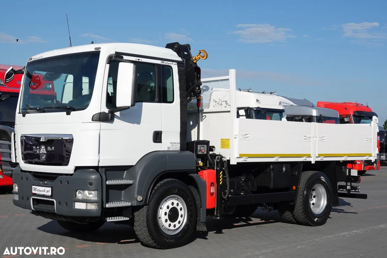MAN TGS 18.400 / 4x4 / BASCULANTE - 4,7 M + HDS HIAB 111 inaltime: 7,4 m / MANUAL / PALET / RADIO CONTROL - 8