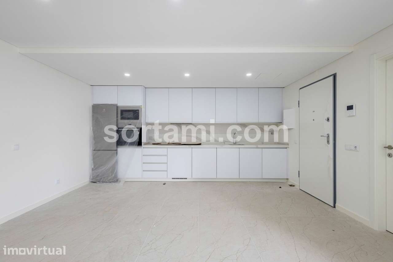 Apartamento T2 Venda em Quarteira,Loulé - Grande imagem: 5/17