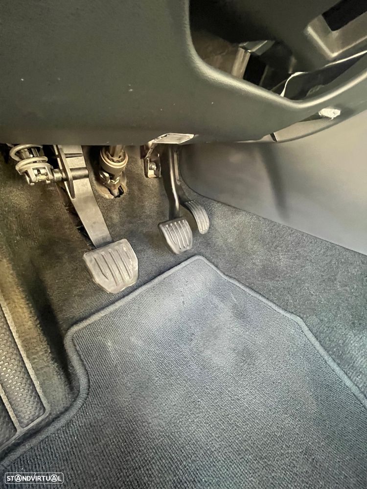 Volvo V60 Cross Country D3 Summum - 15