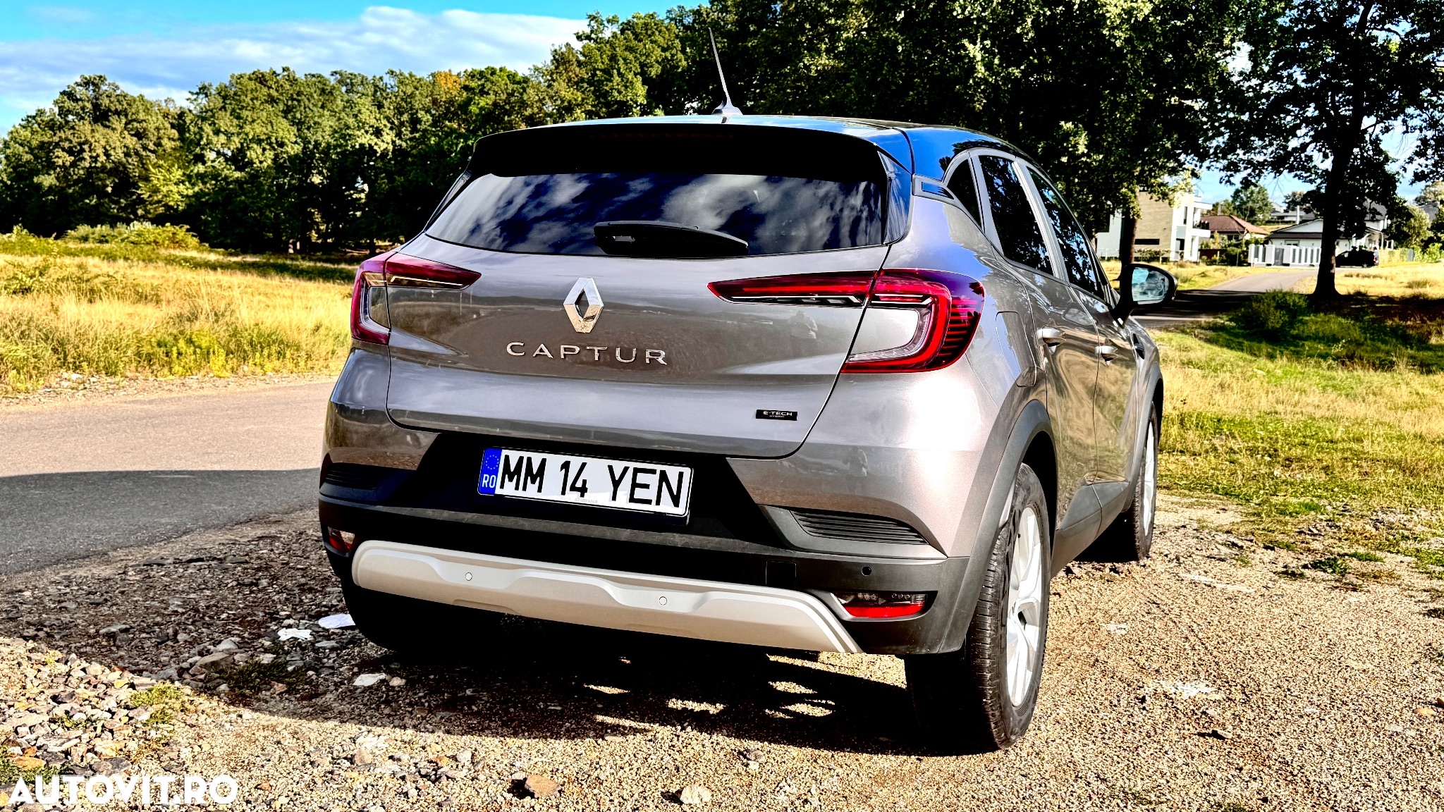 Renault Captur E-TECH Full Hybrid 145 Equilibre - 4