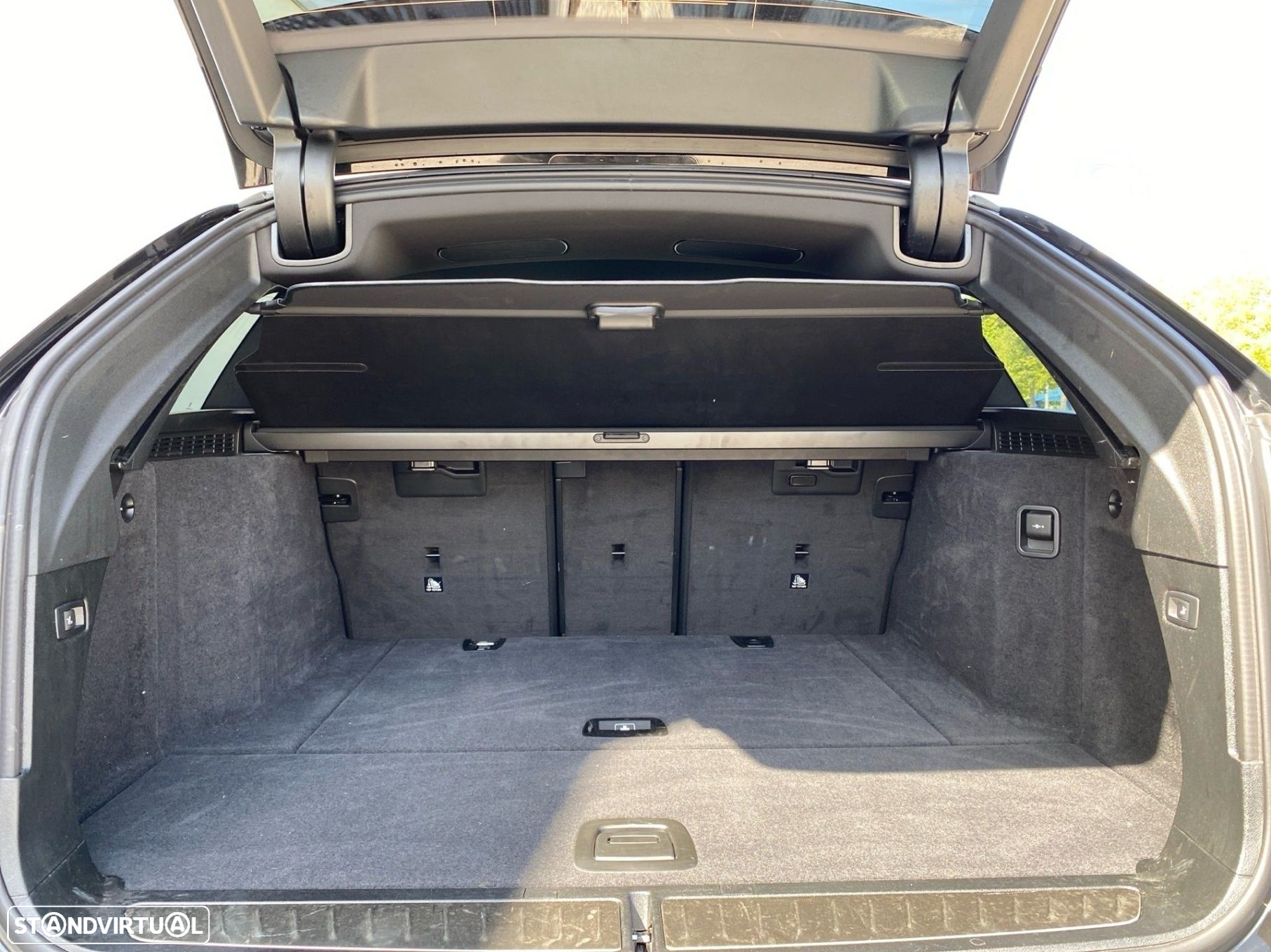 BMW 520 d Pack Desportivo M Auto - 19