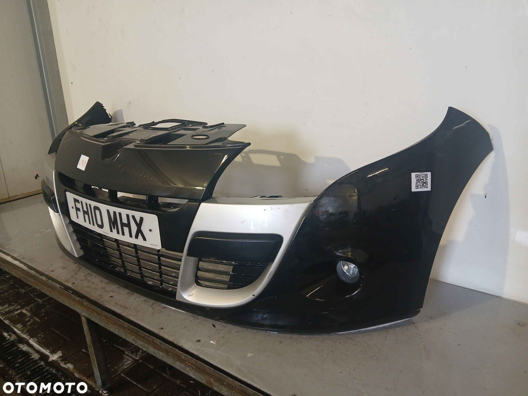 ^ ZDERZAK PRZÓD PRZEDNI RENAULT MEGANE 3 III COUPE 3D 3 DRZWI HB NV676 CZARNY HALOGENY - 3