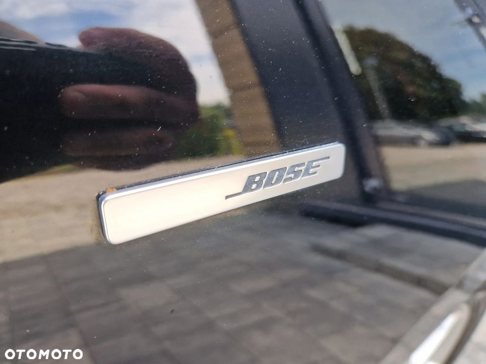Renault Scenic 1.6 dCi Energy Bose EU6 - 17