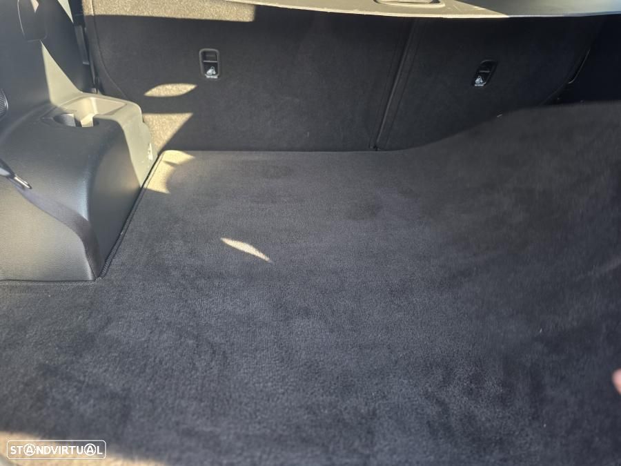 Hyundai Santa Fe 1.6 Plugin-Hybrid 4WD Select - 18