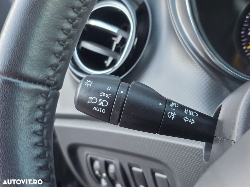 Renault Captur ENERGY TCe Intens - 17