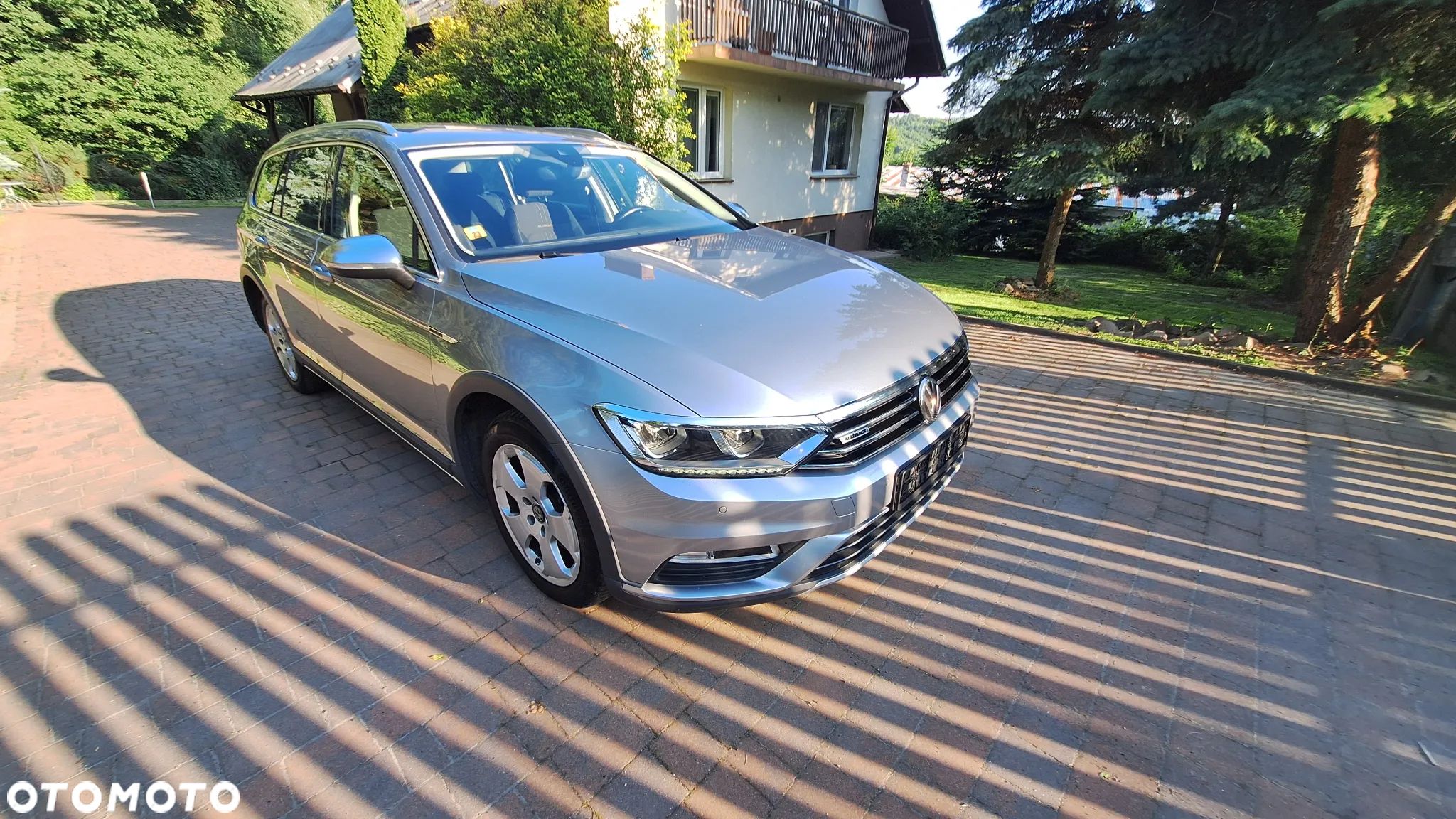 Volkswagen Passat Variant 2.0 TDI SCR DSG 4Motion Elegance - 1