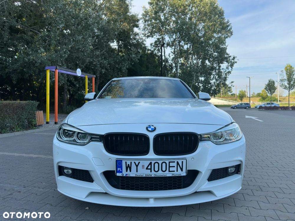 BMW Seria 3 330i xDrive M Sport Sport - 2