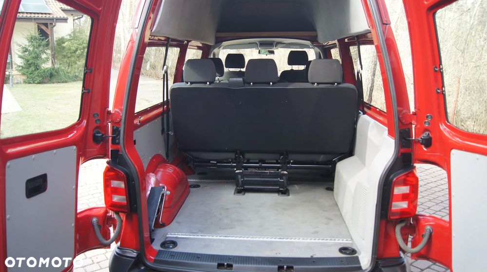 Volkswagen Transporter - 12