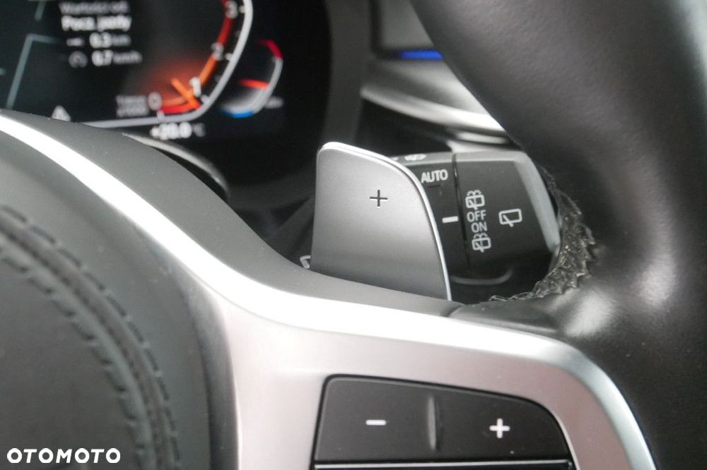 BMW Seria 5 - 33