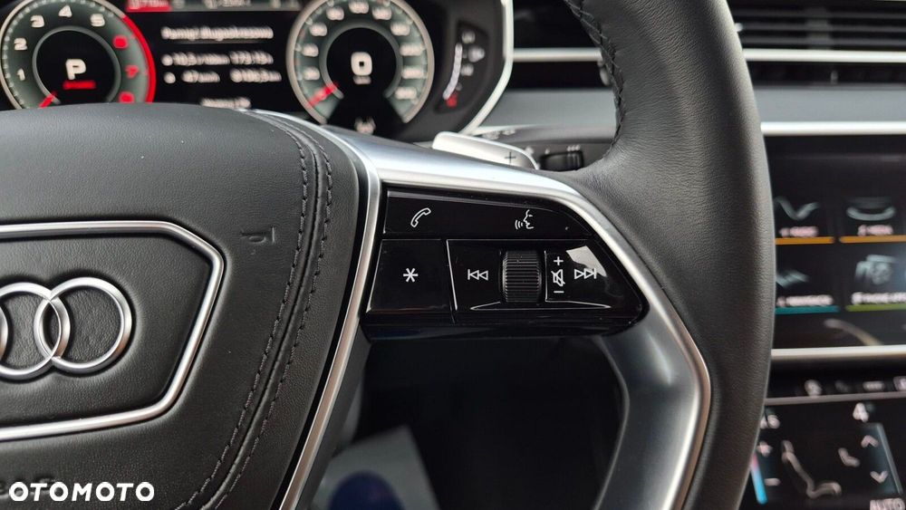 Audi A8 - 29