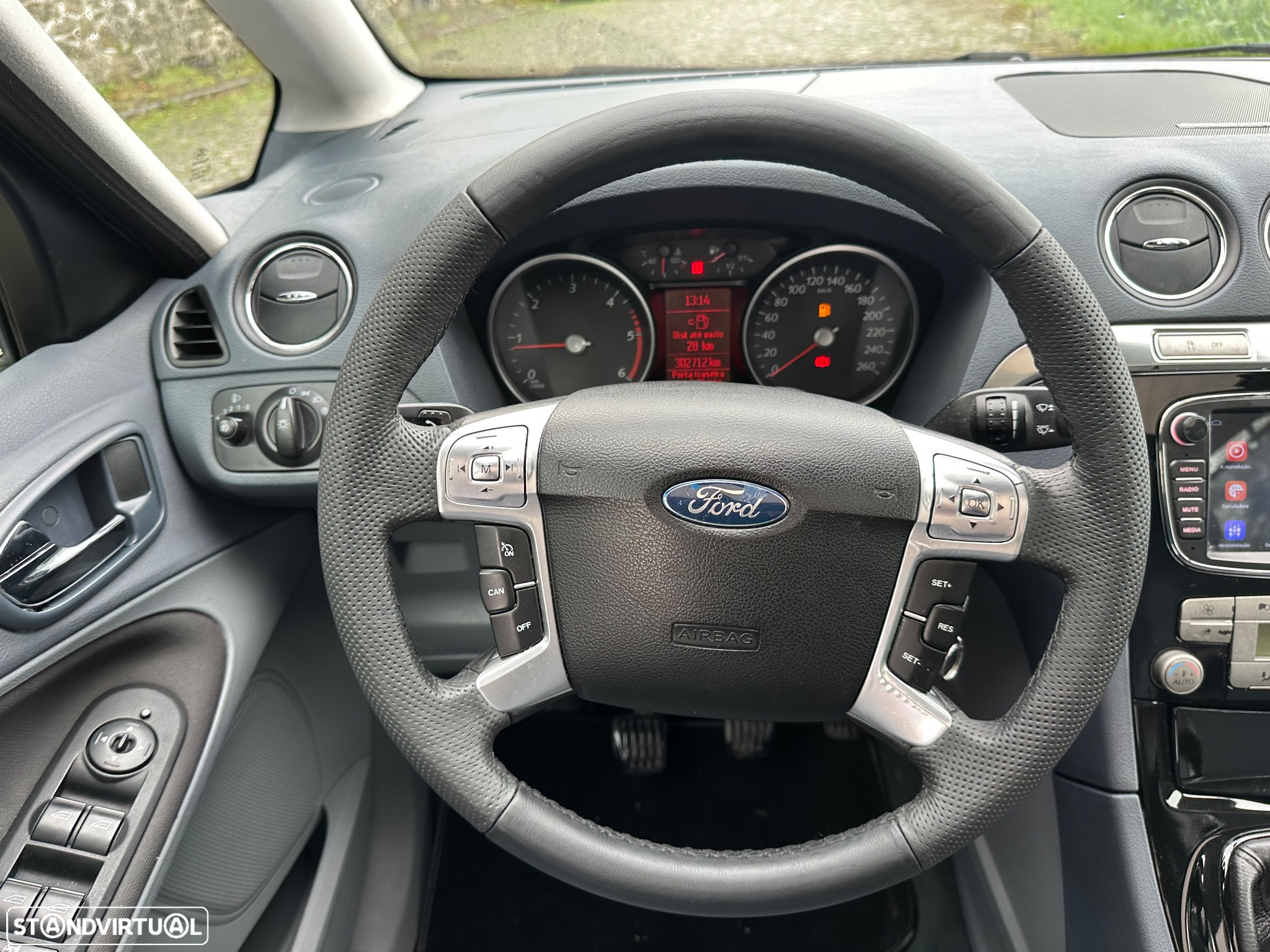 Ford S-Max 2.0 TDCi Titanium 7L - 21