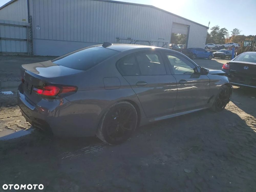 BMW Seria 5 530i M Sport sport - 2