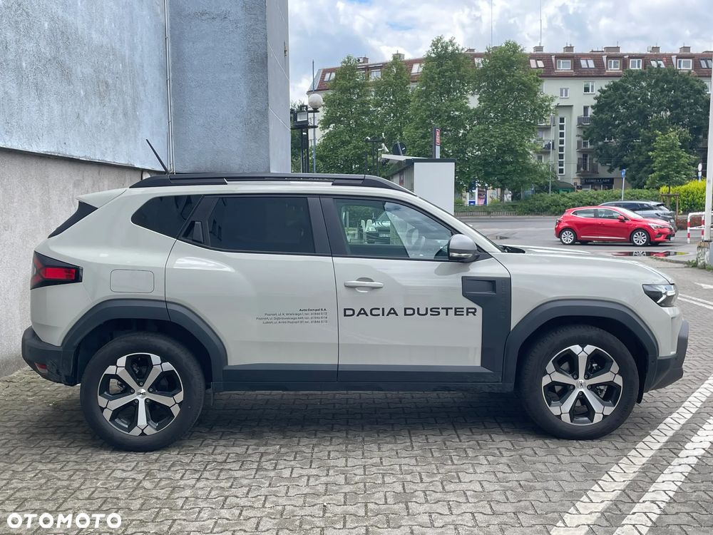 Dacia Duster 1.6 Full Hybrid 140 Journey MMT - 8