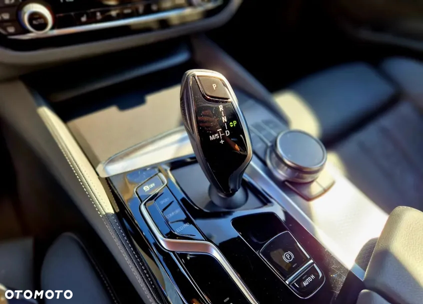 BMW Seria 5 - 8