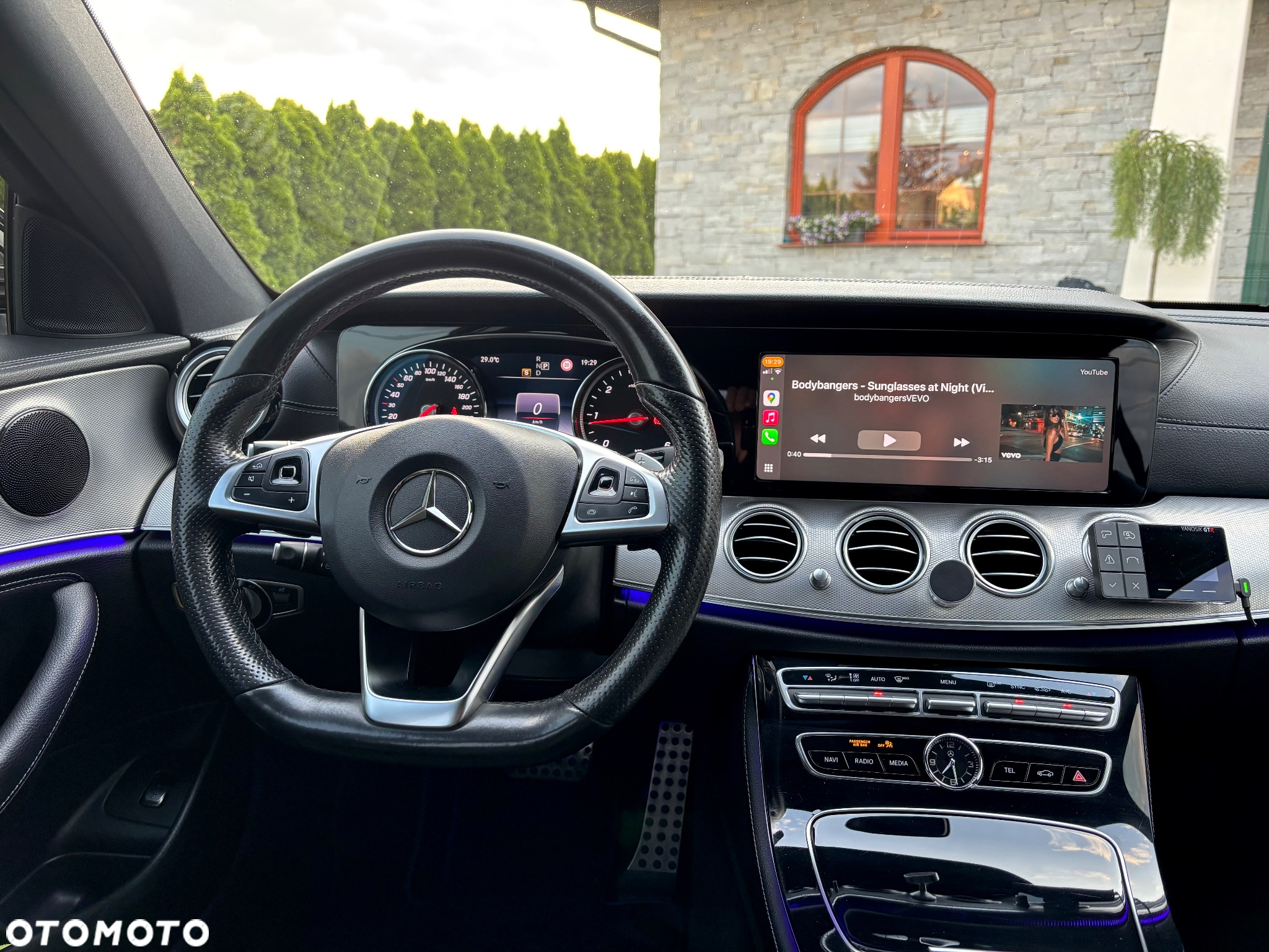 Mercedes-Benz Klasa E 220 d 9G-TRONIC AMG Line - 30