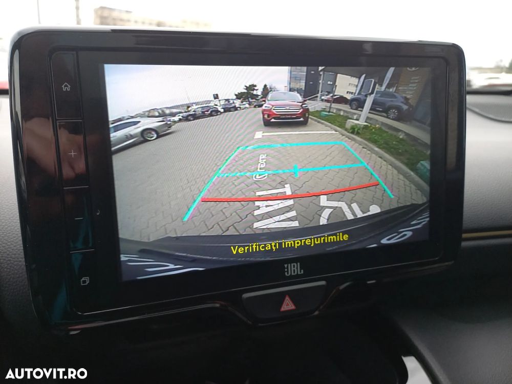 Toyota Yaris Cross 1.5 VVT-i HSD 4x4 Exclusive Adventure - 25