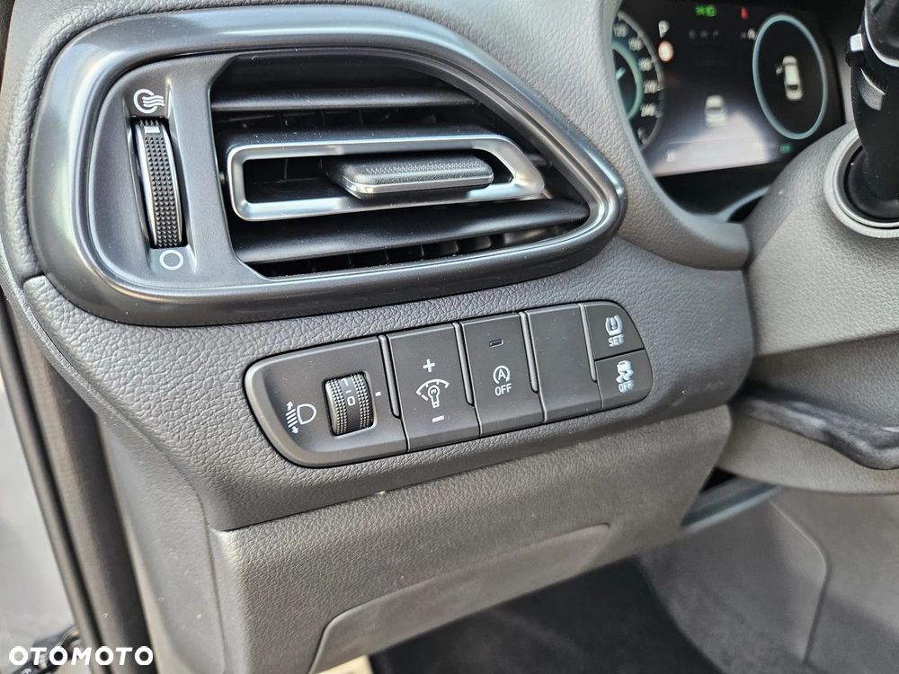 Hyundai i30 - 18