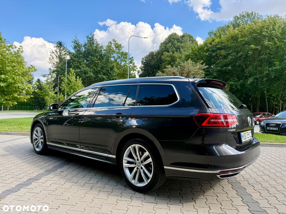 Volkswagen Passat Variant 2.0 TDI DSG (BlueMotion Technology) Highline - 24