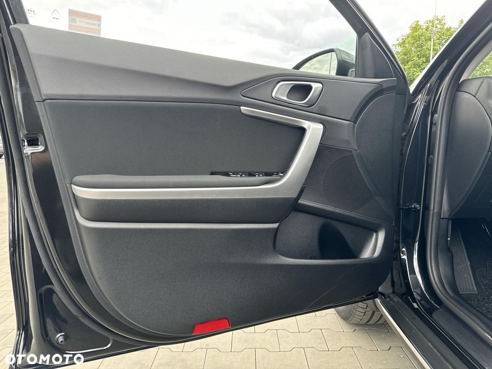 Kia XCeed 1.5 T-GDI M - 10