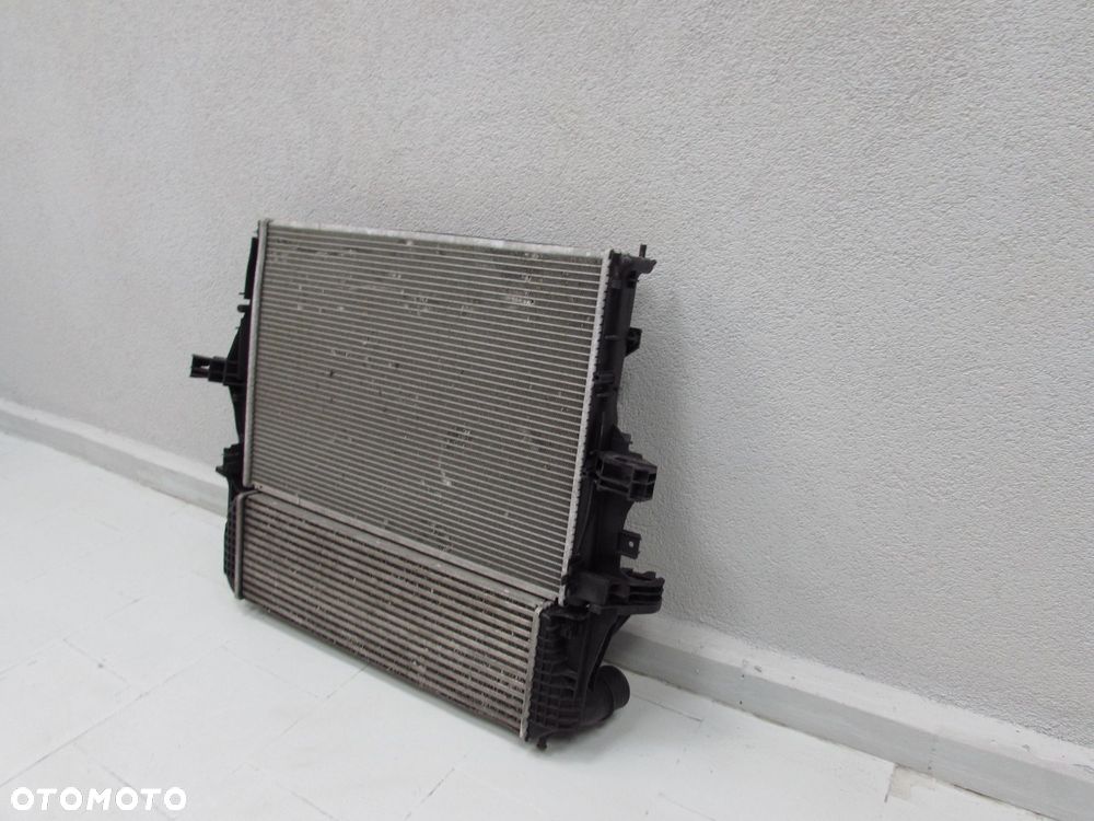IVECO DAILY IV V VI LIFT 11-14 2.3 3.0 CHLODNICE OBUDOWA WODY INTERCOOLER 5801264636 5801526777 - 3