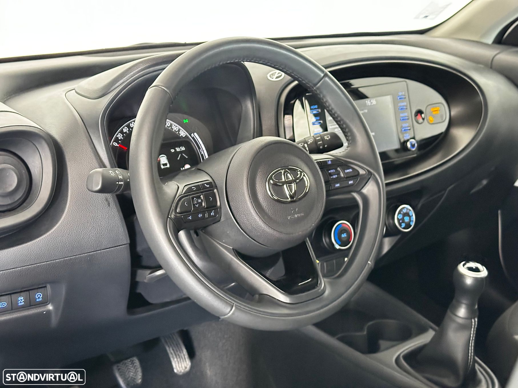 Toyota Aygo X 1.0 Limited - 13