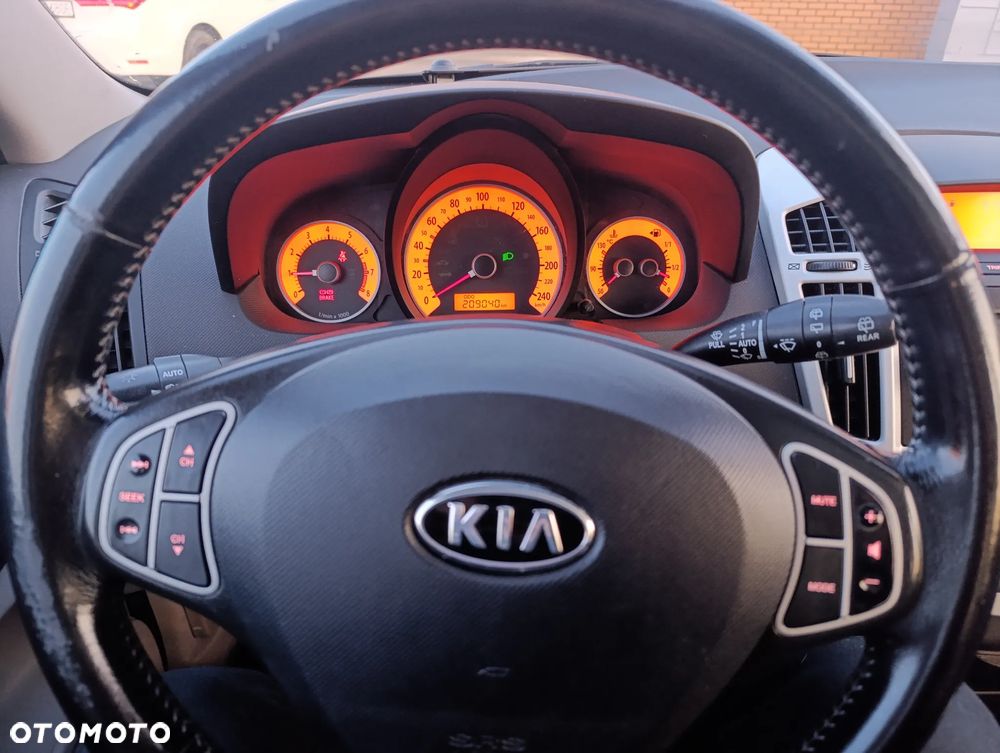 Kia Ceed 1.4 Comfort - 12