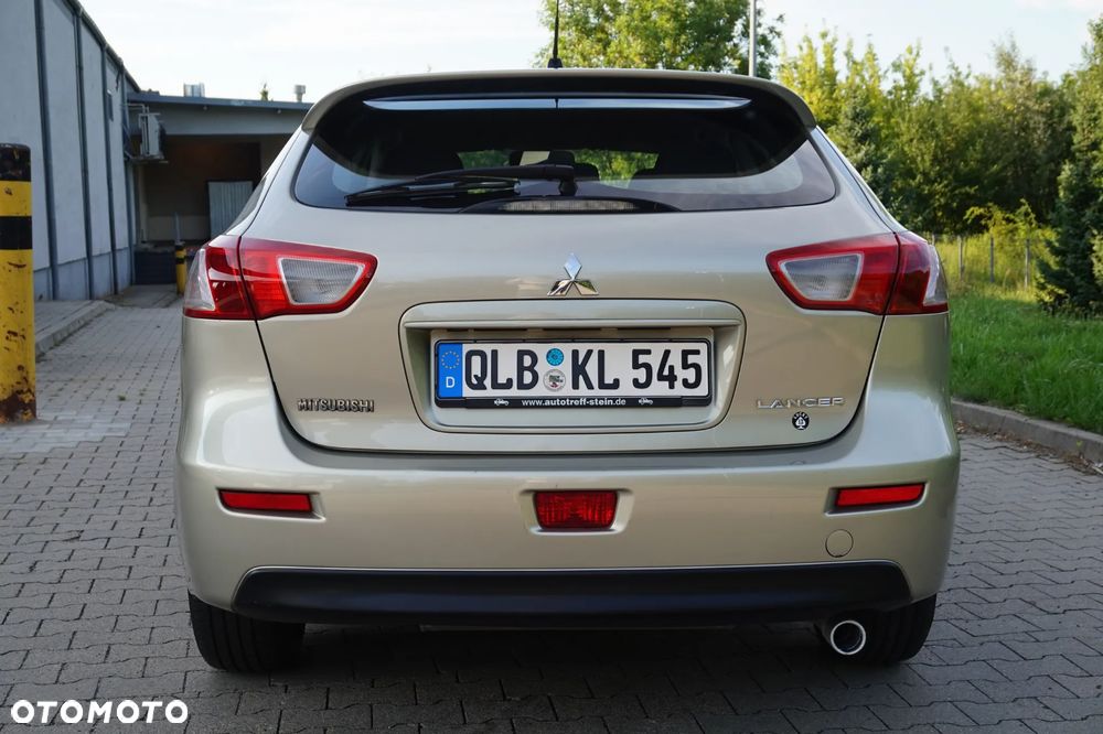 Mitsubishi Lancer - 3