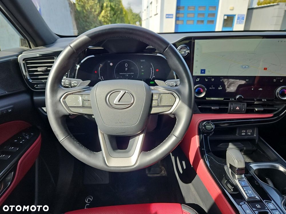 Lexus NX 350h Omotenashi AWD - 11