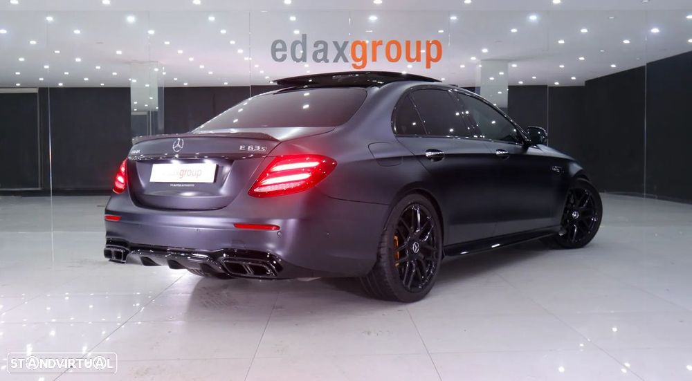 Mercedes-Benz E 63 AMG S 4-Matic+ - 3