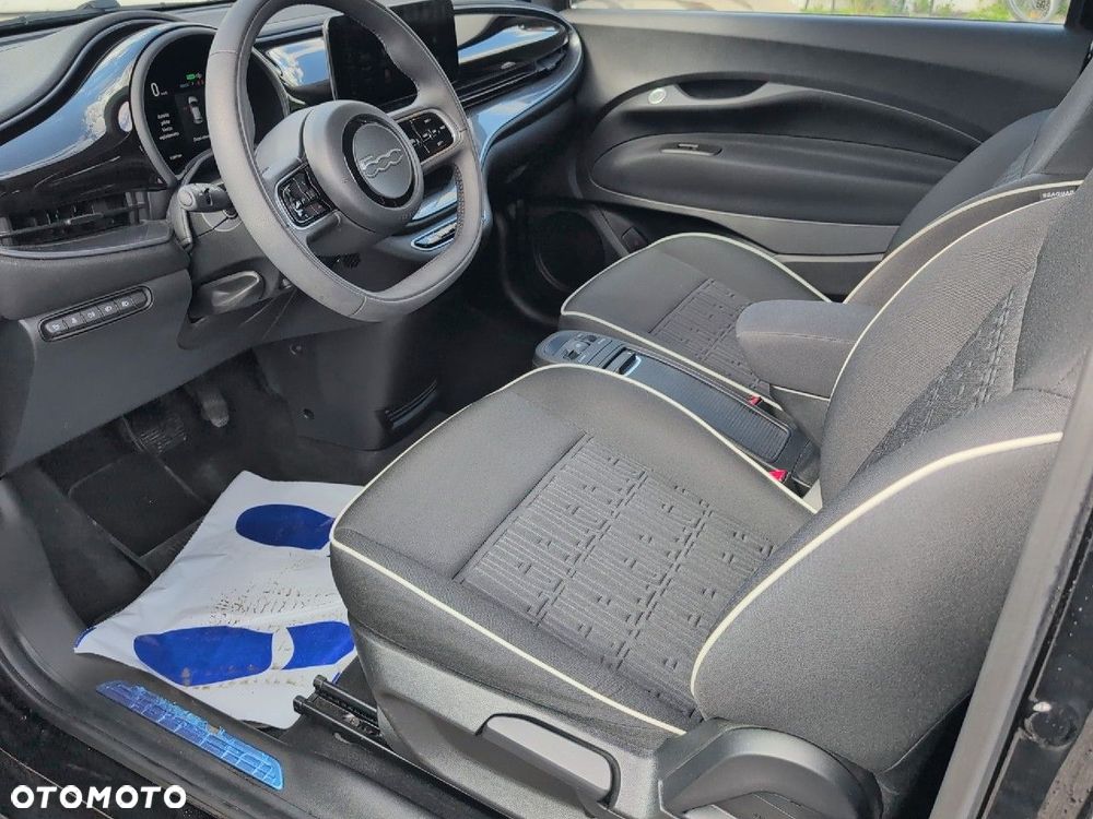 Fiat 500e - 10