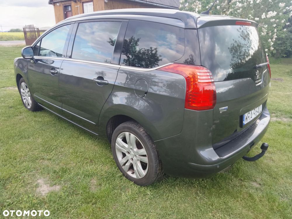Peugeot 5008 2.0 HDi Family 7os - 7