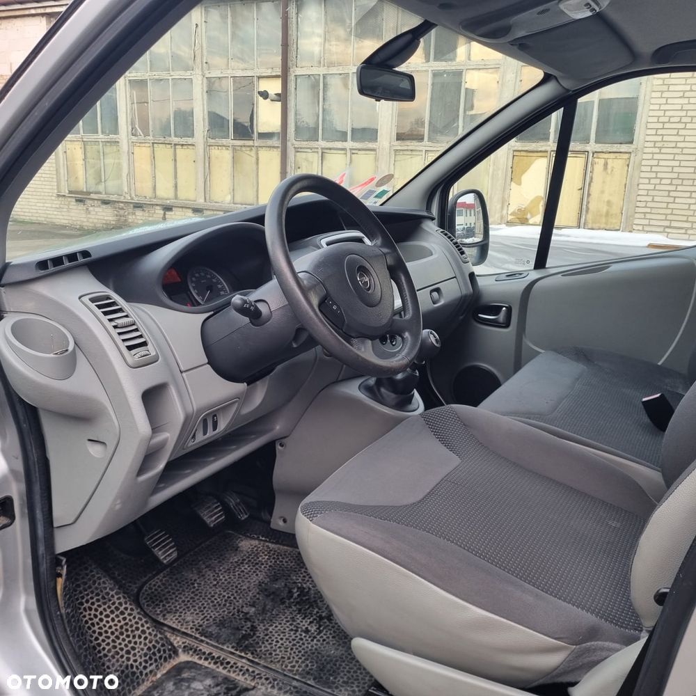 Opel Vivaro - 13