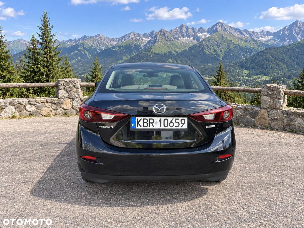 Mazda 3 - 10