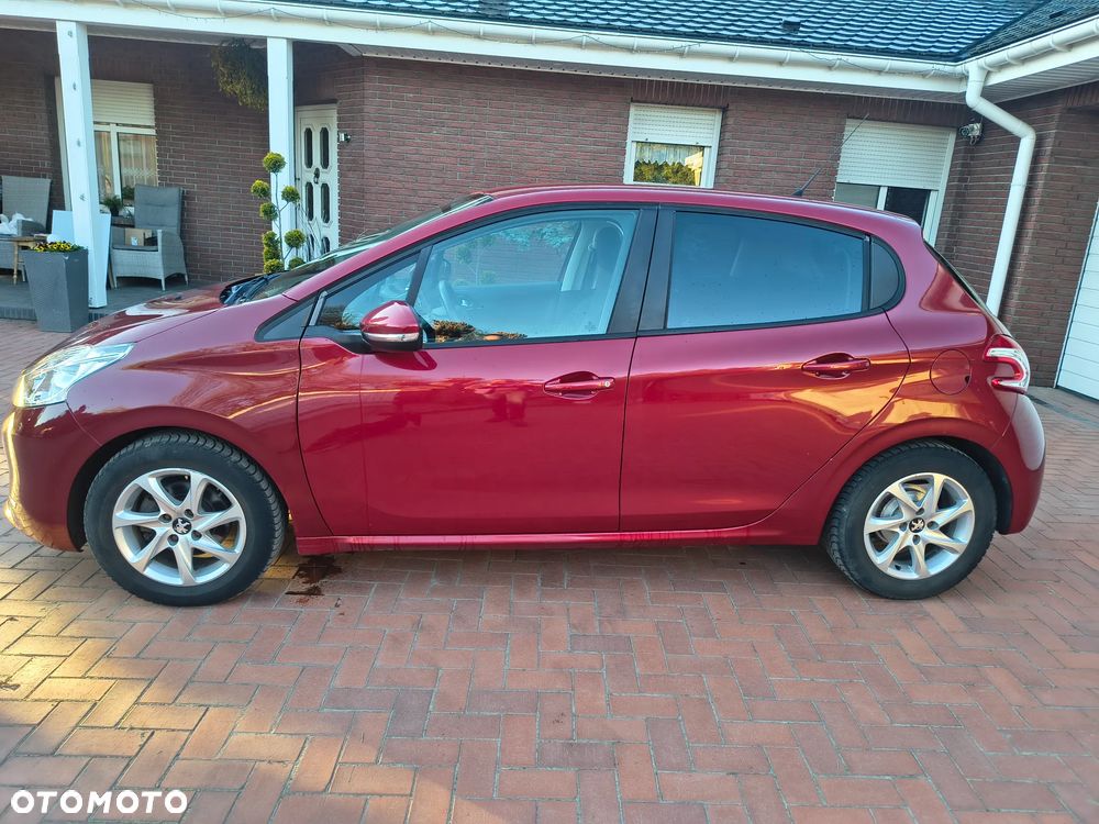 Peugeot 208 1.2 VTi Allure - 7