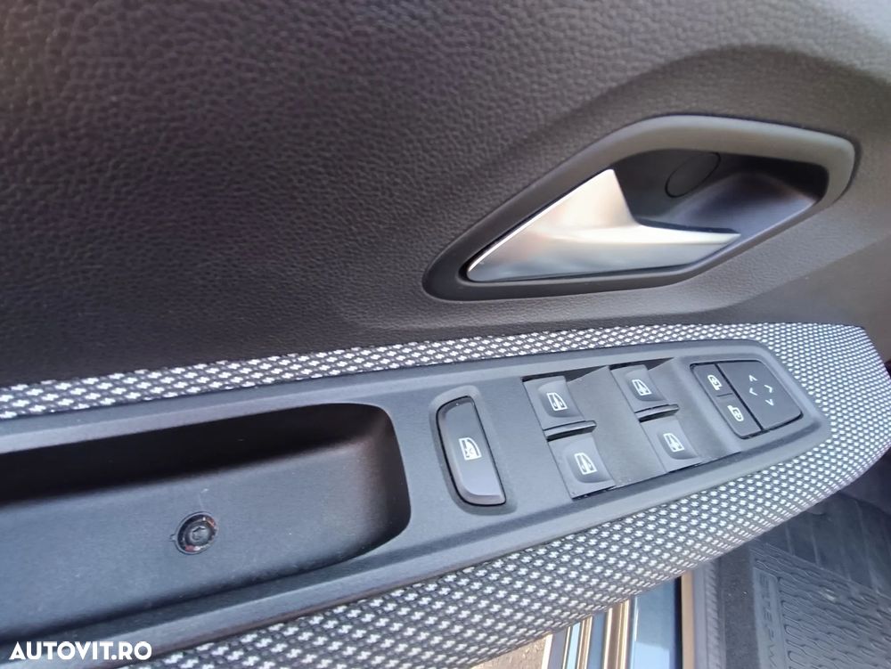 Dacia Sandero Stepway TCe 90 CVT Comfort - 10