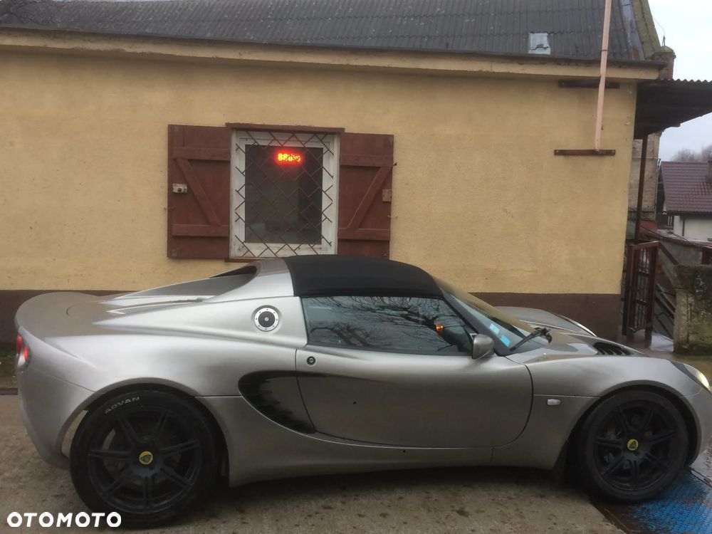 Lotus Elise - 8