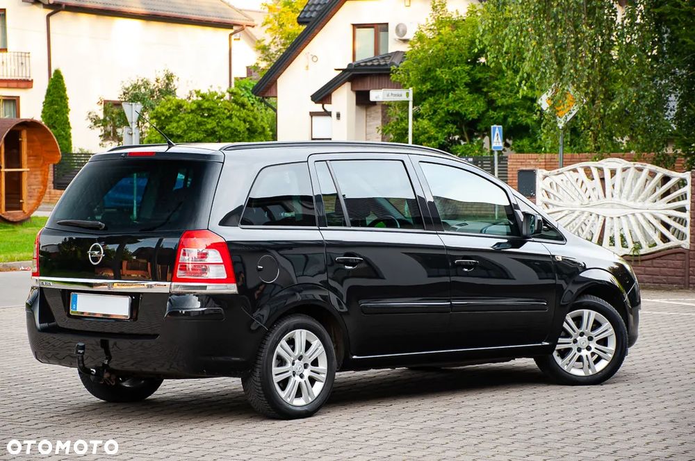 Opel Zafira 1.8 Active - 26