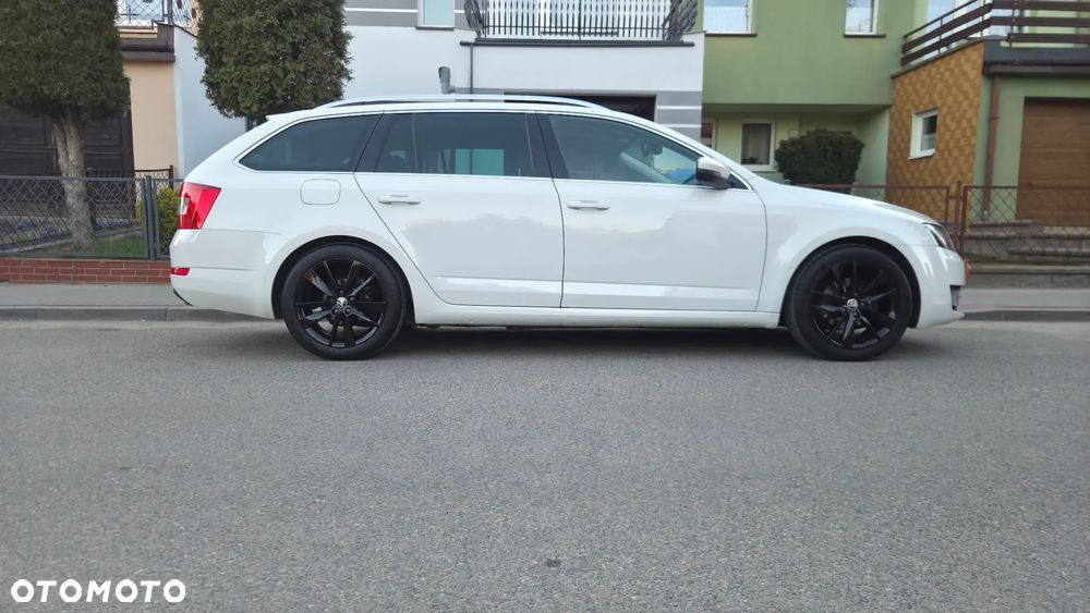 Skoda Octavia 1.6 TDI DPF DSG Elegance - 11