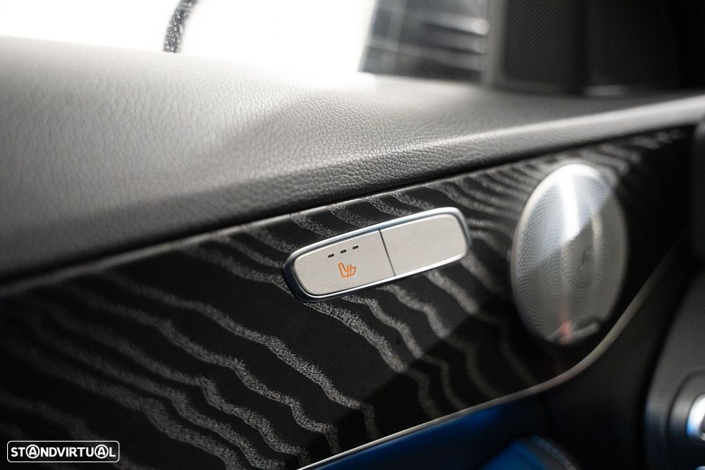 Mercedes-Benz C 300 e AMG Line - 26